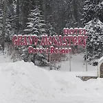 Snow Dreams 1 Grand Monastery Apartment *